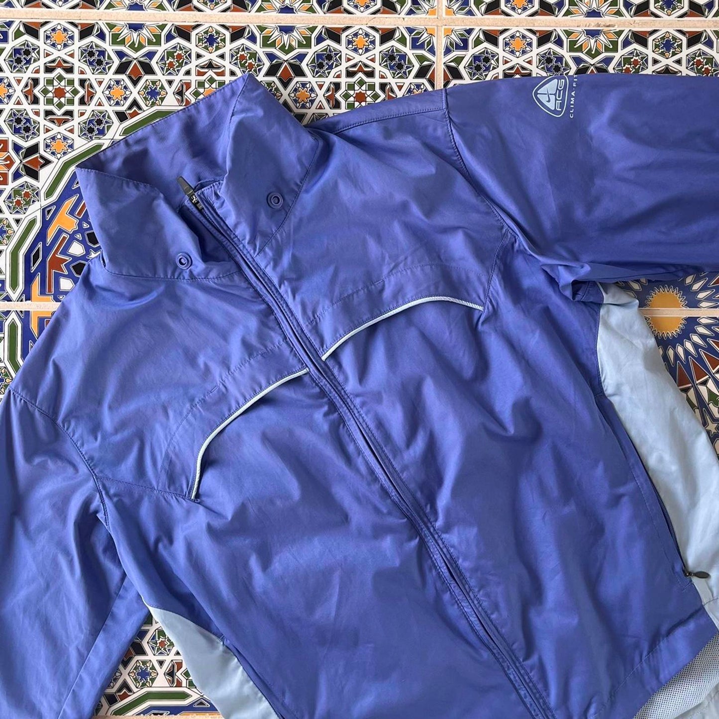 womens nike acg jacket