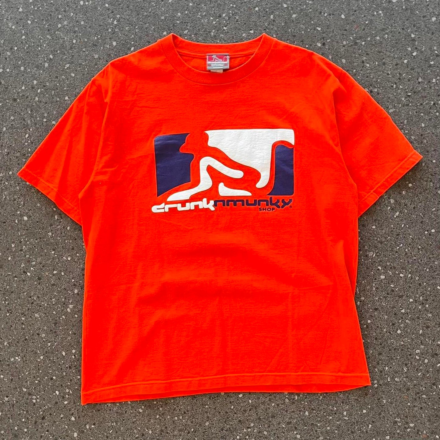 Drunkn monky shop tshirt