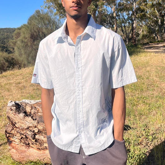 quiksilver short sleeved button up shirt