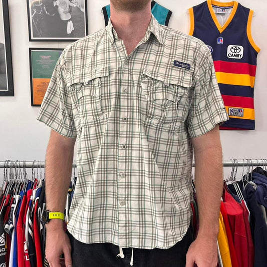 columbia short sleeved button up shirt