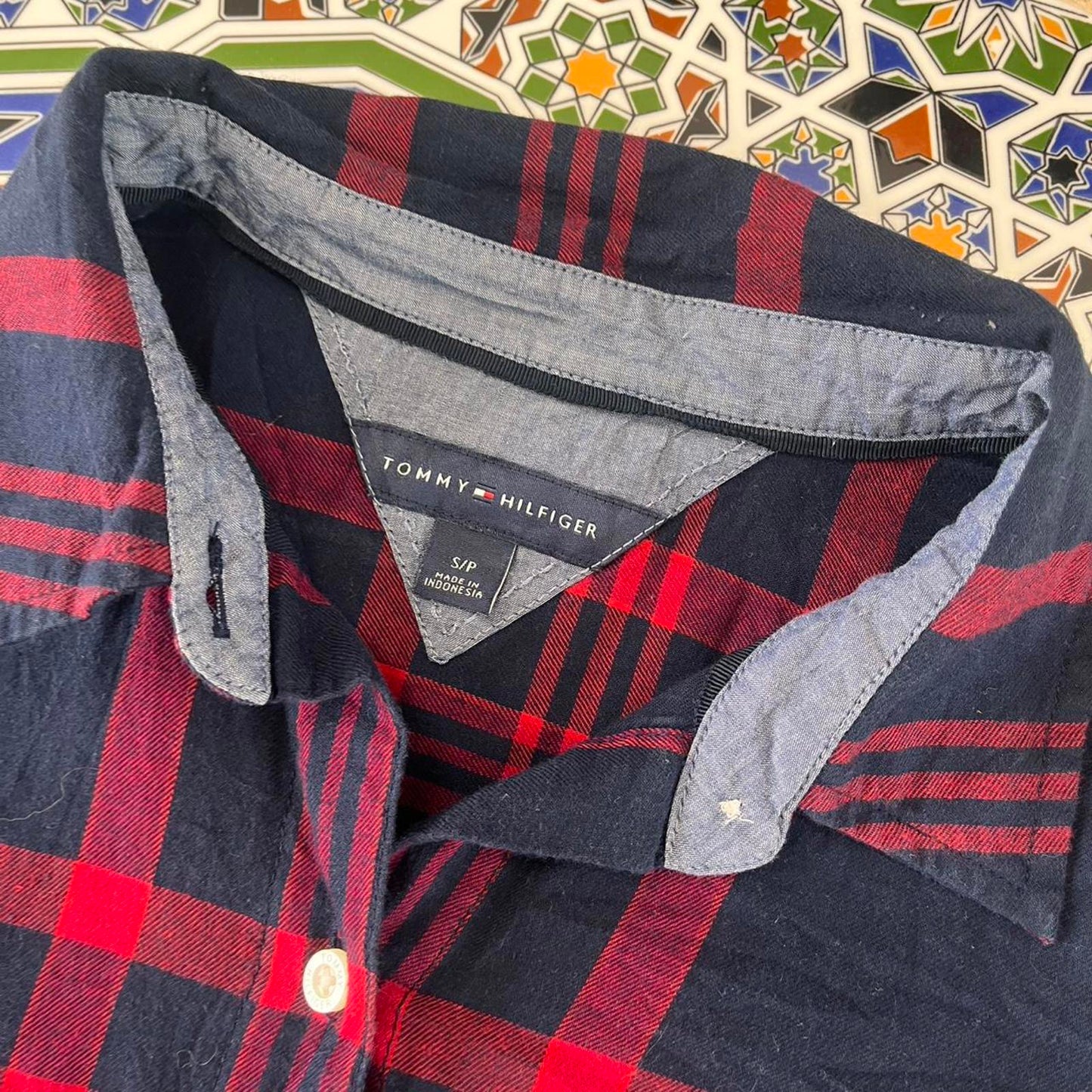 Women’s Tommy Hilfiger button up shirt