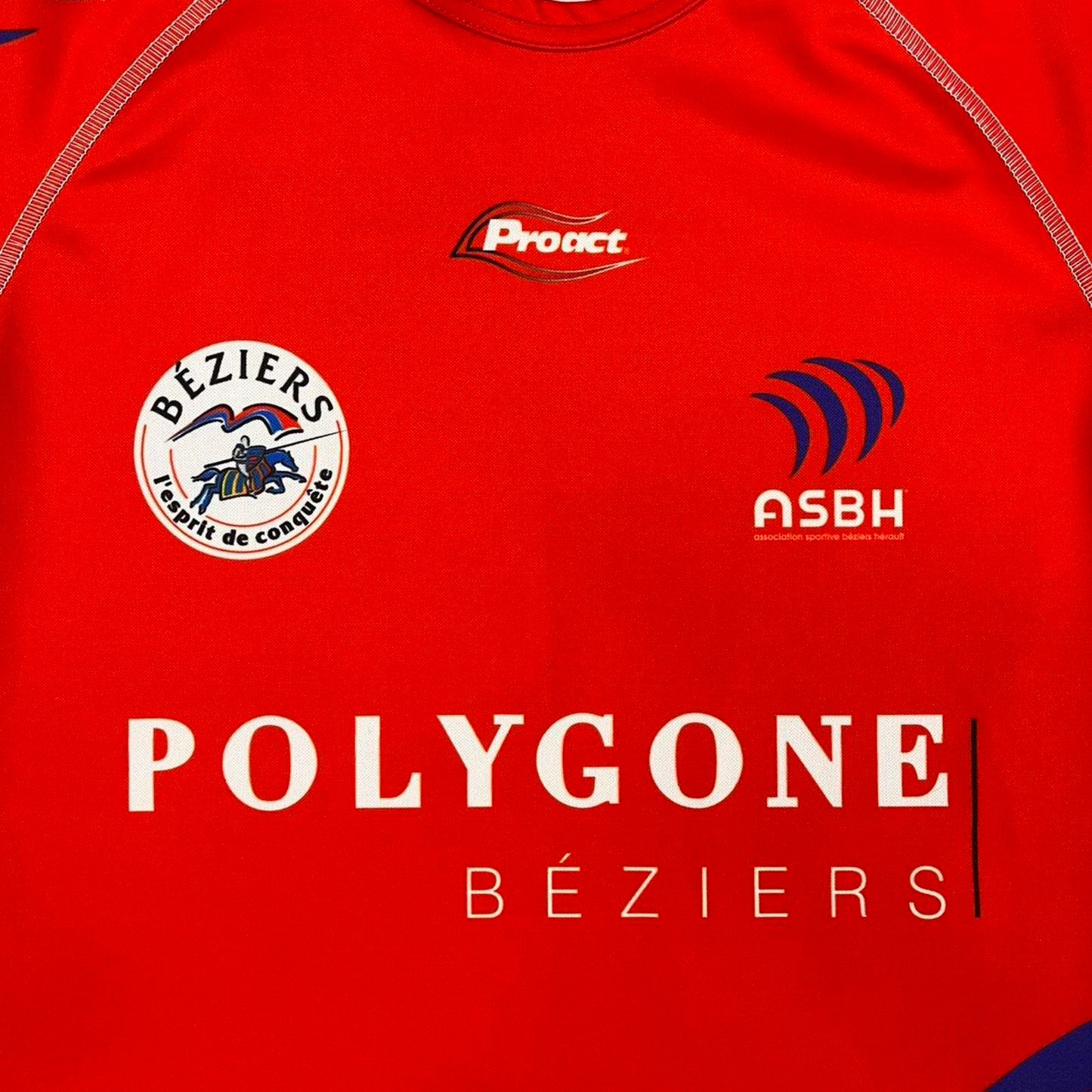 ASBH BEZIERS porté Proact home rugby jersey