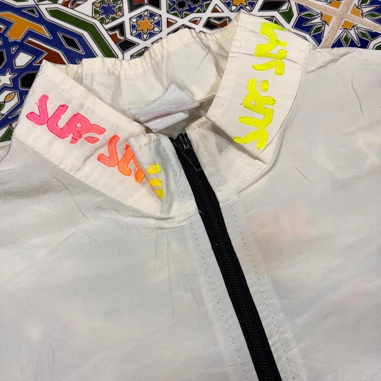 Surf style windbreaker