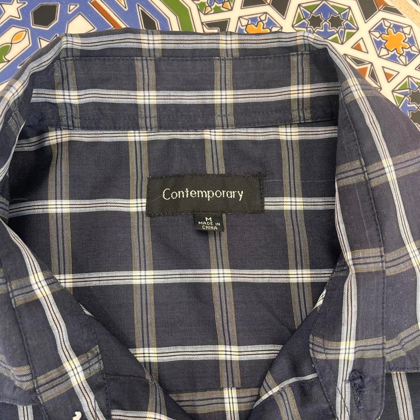 contemporary short sleeved button up shirt
