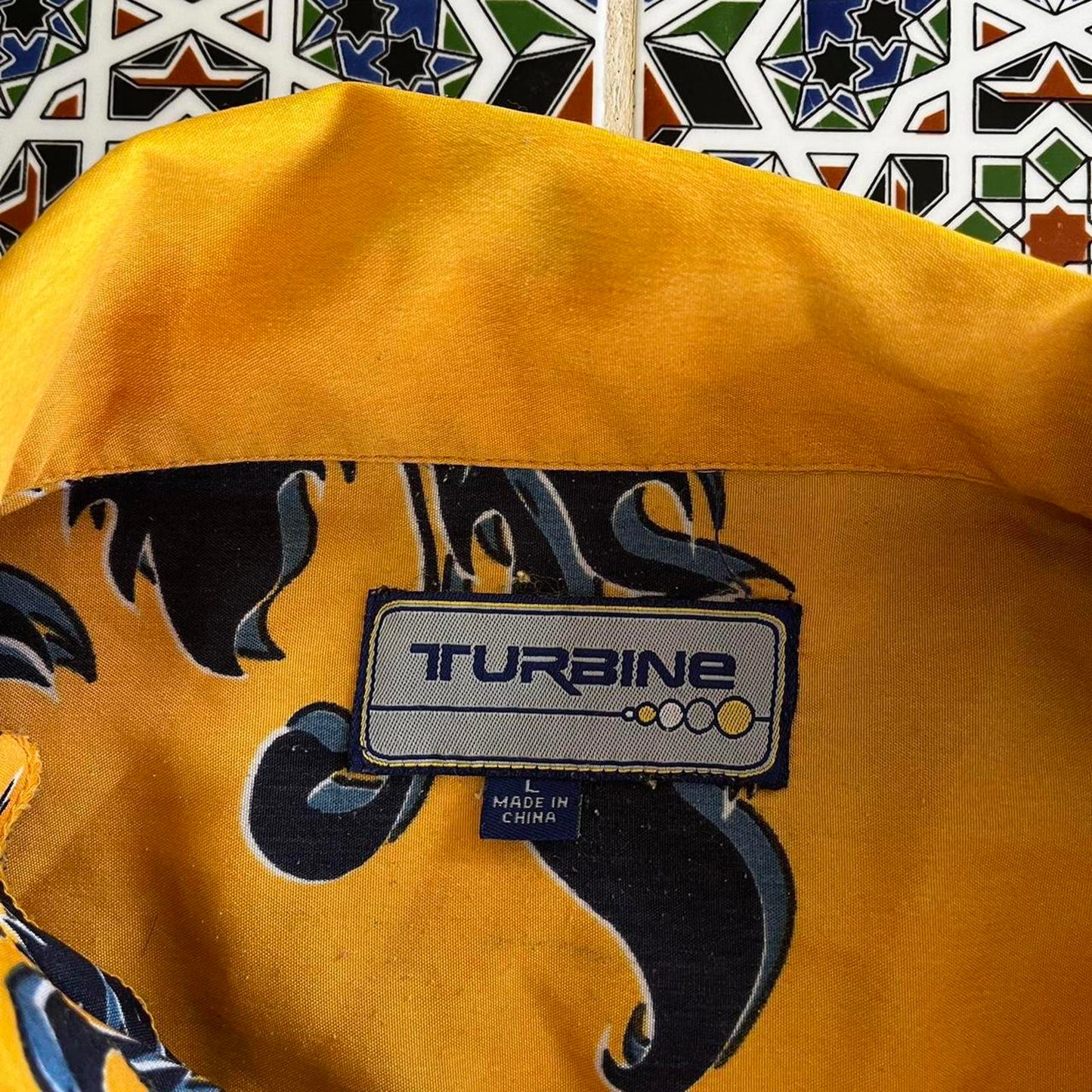 Vintage turbine Hawaiian surf button up shirt