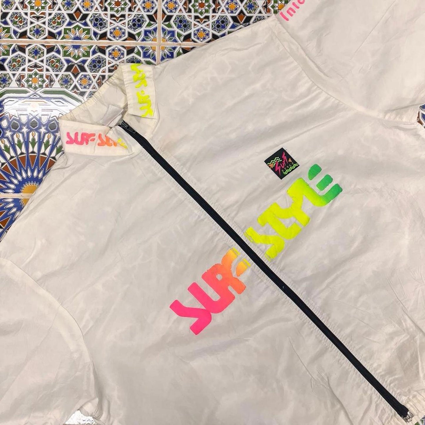 Surf style windbreaker