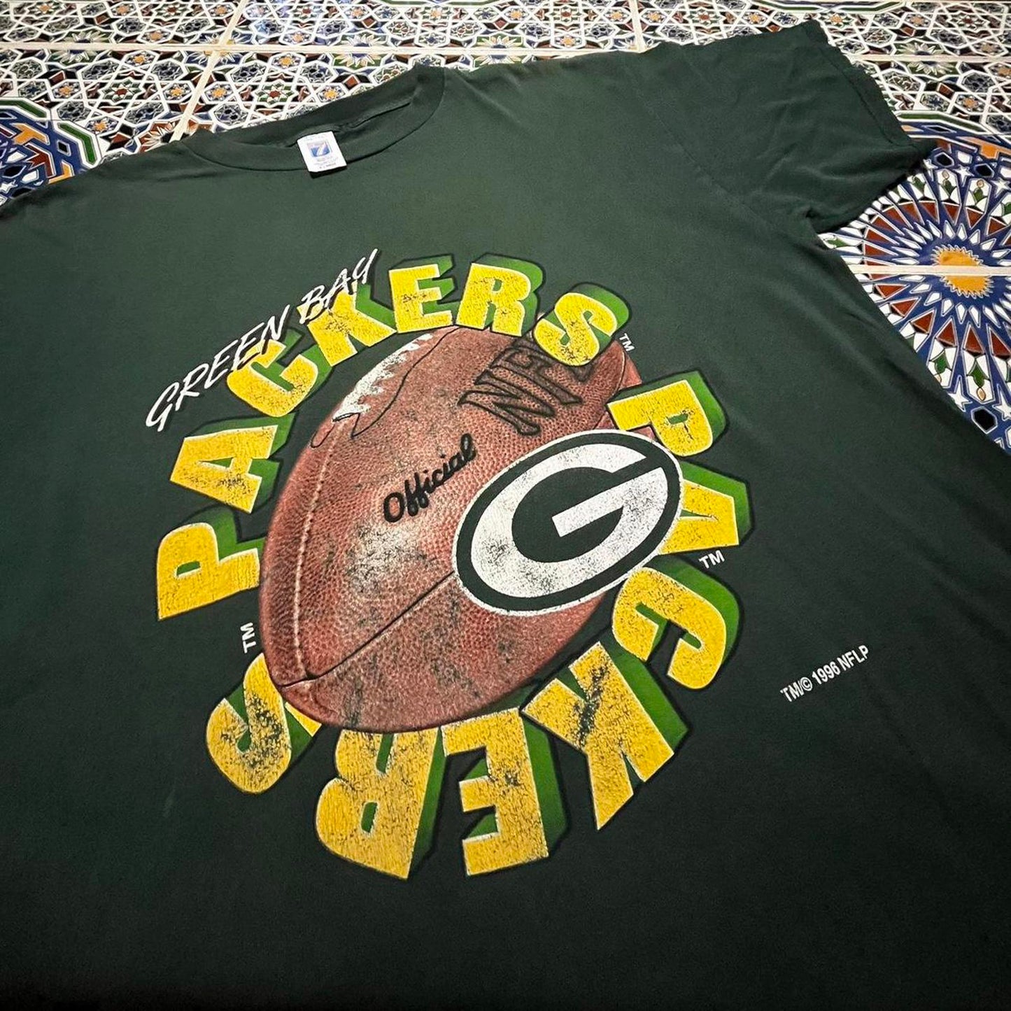 Vintage logo 7 Green Bay packers tee