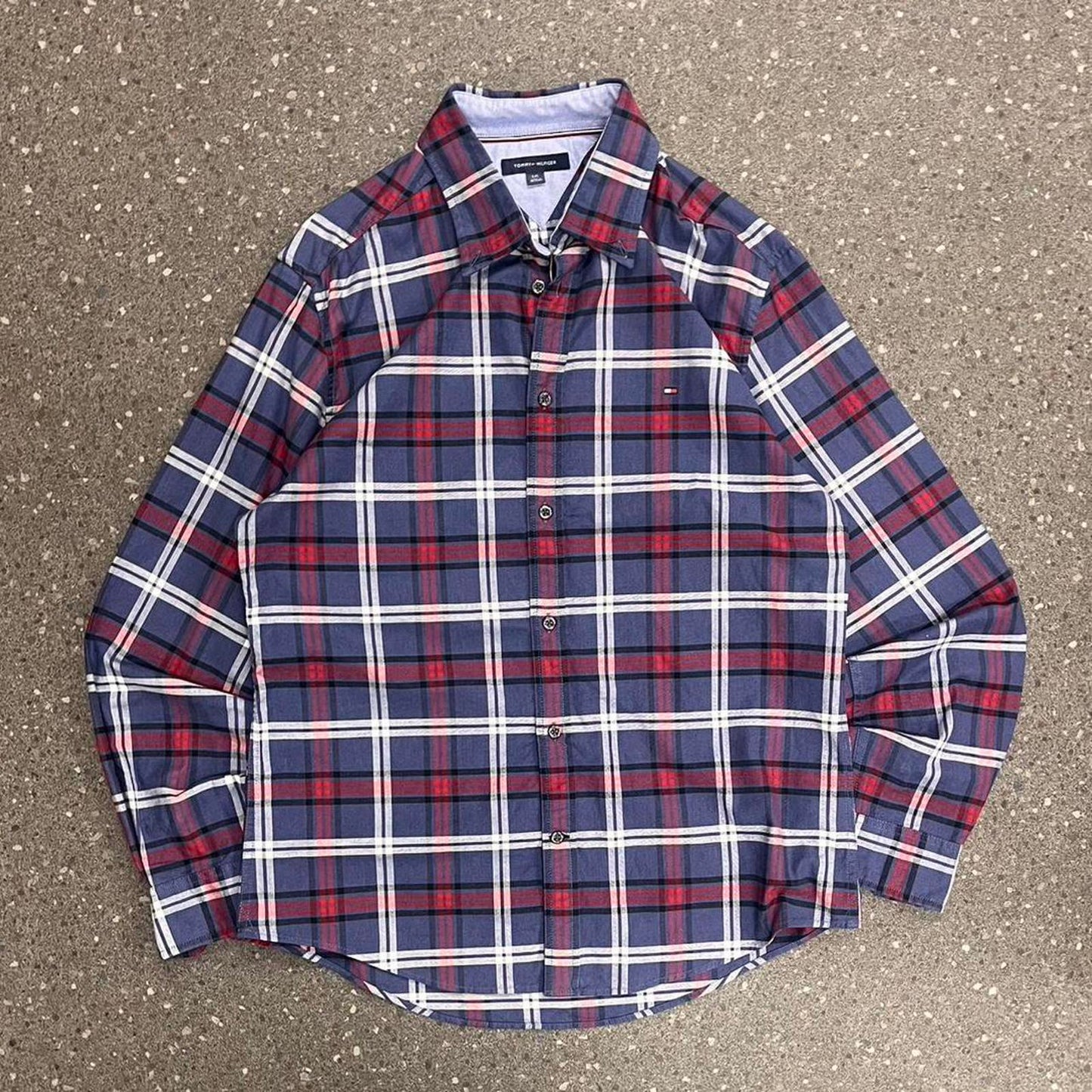 tommy hilfiger button up shirt