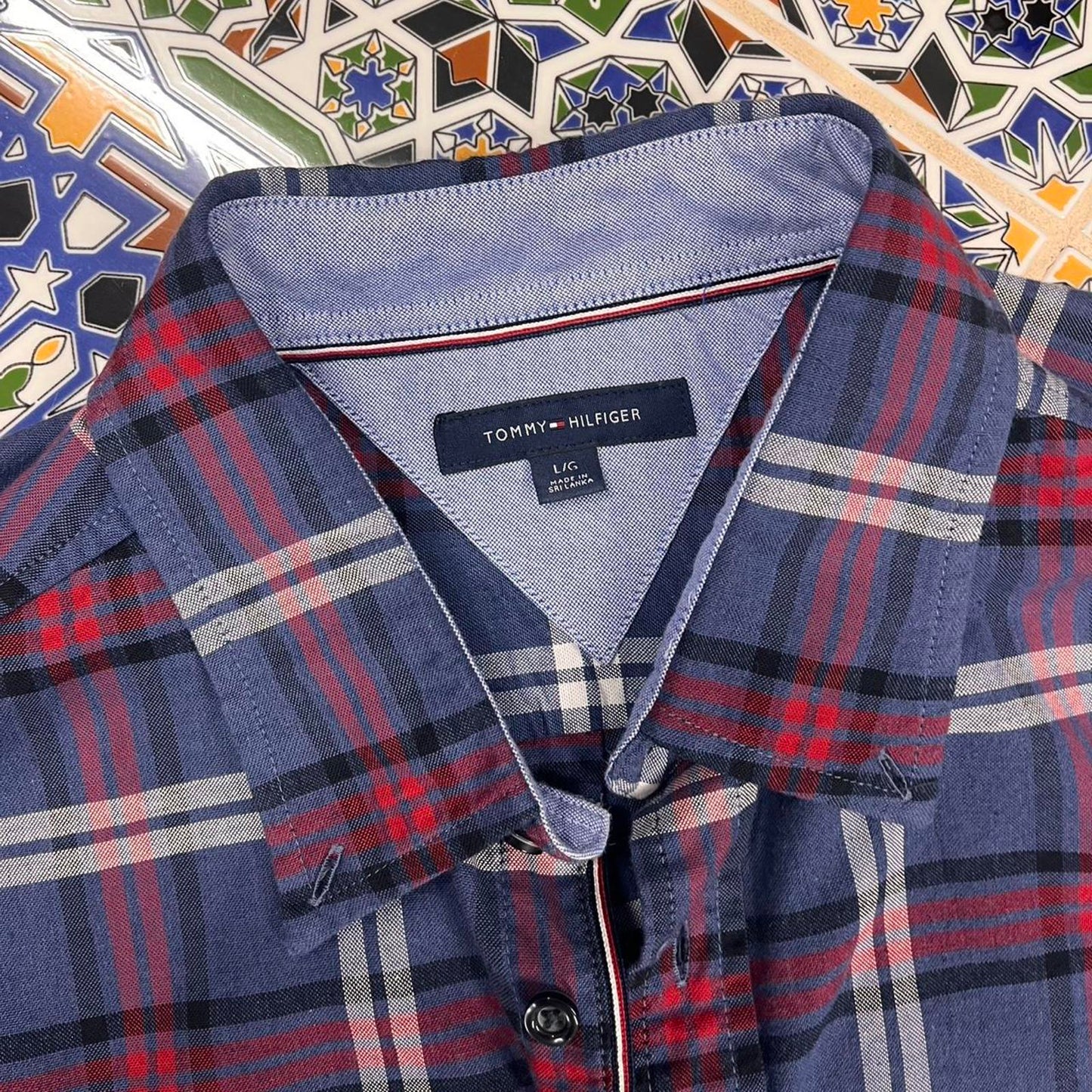 tommy hilfiger button up shirt