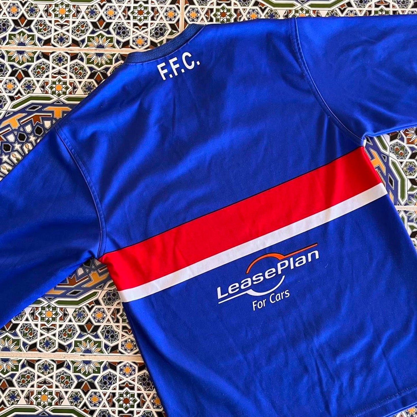 2002-03 western bulldogs long sleeve jersey