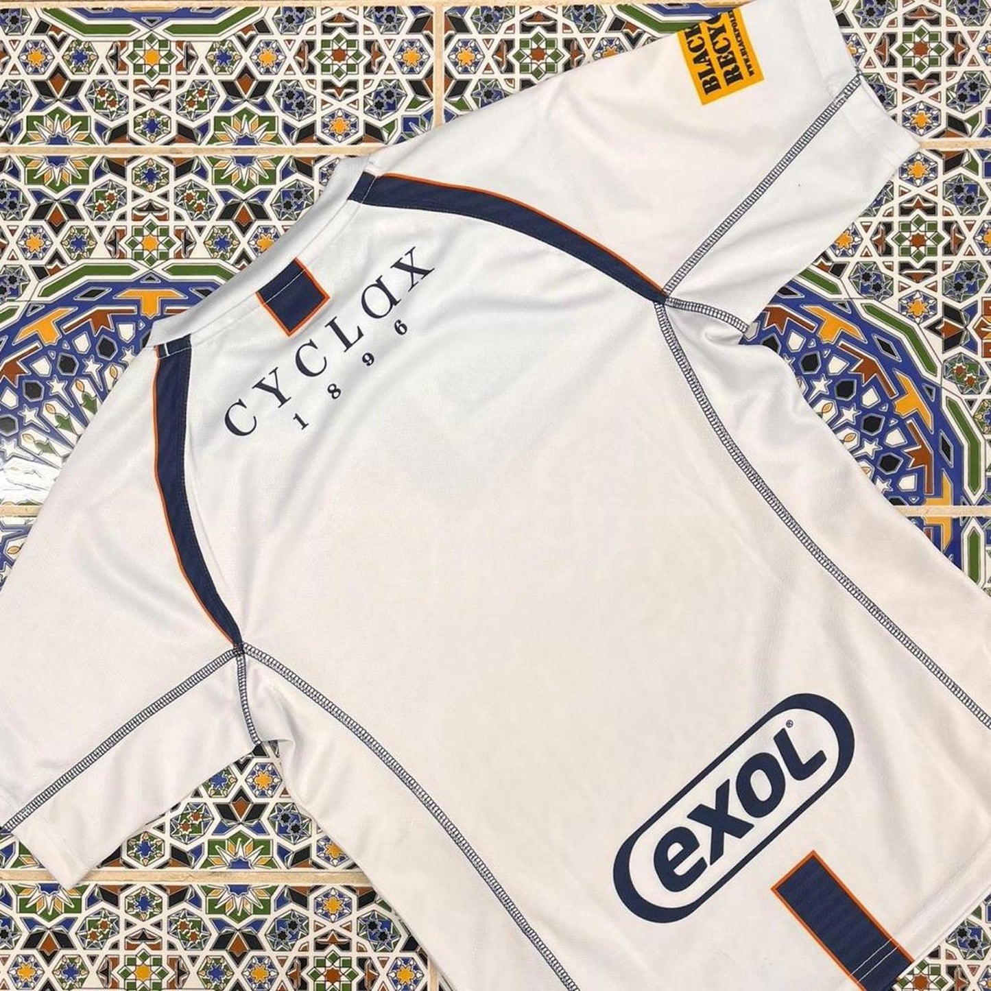 VX3 Worcester Warriors rugby jersey