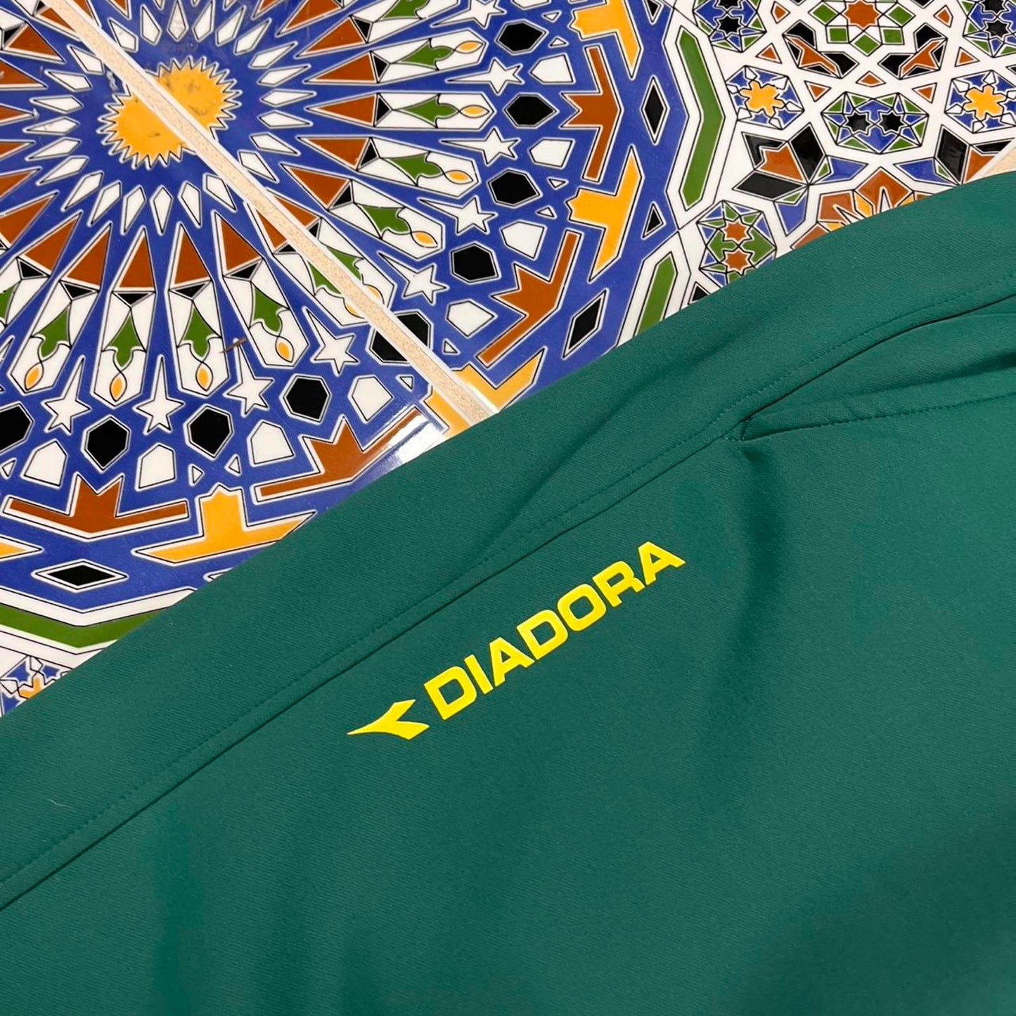diadora australia commonwealth games sweatpants