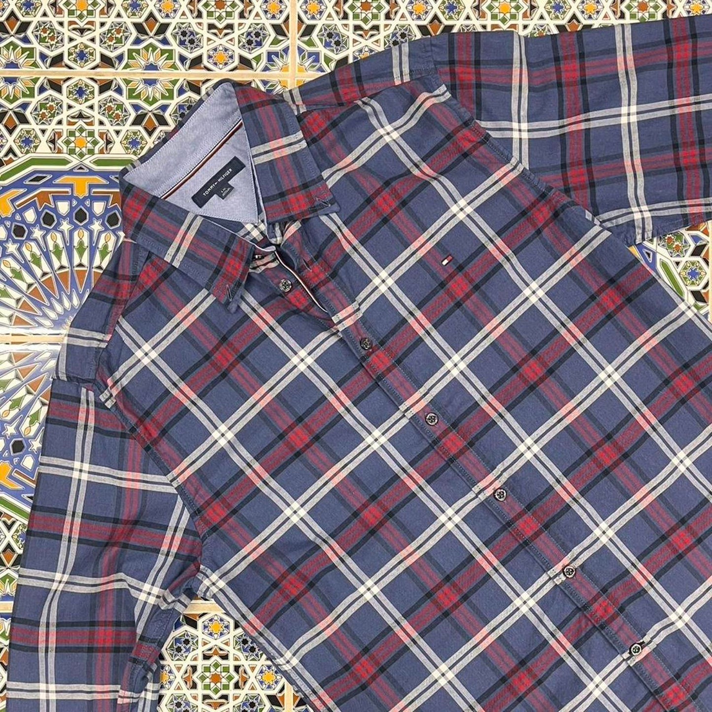 tommy hilfiger button up shirt