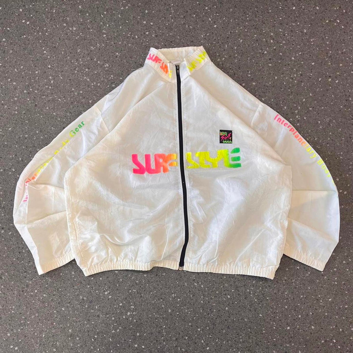 Surf style windbreaker