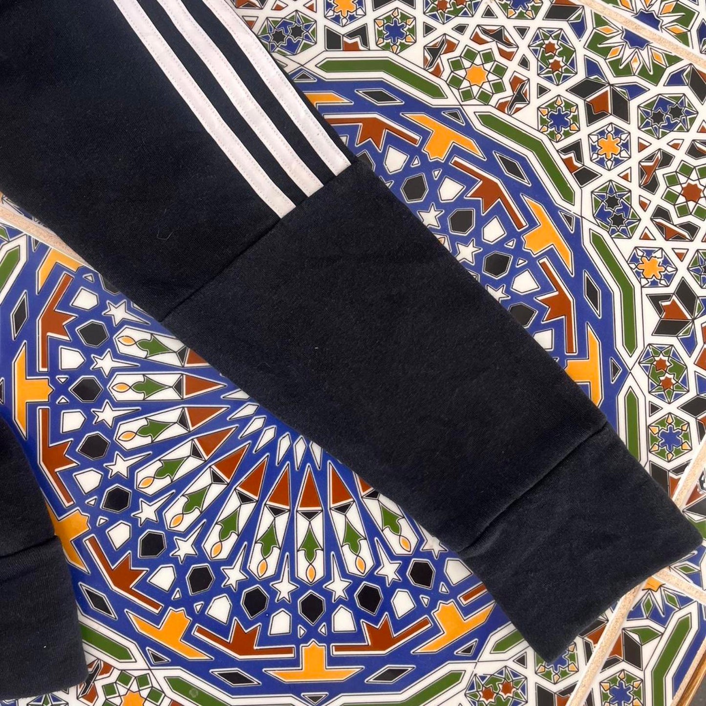 adidas sweathsirt