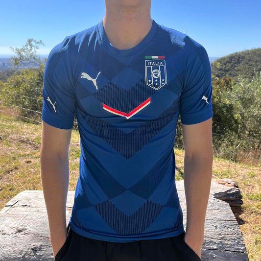 italy puma 2015-16 soccer kit
