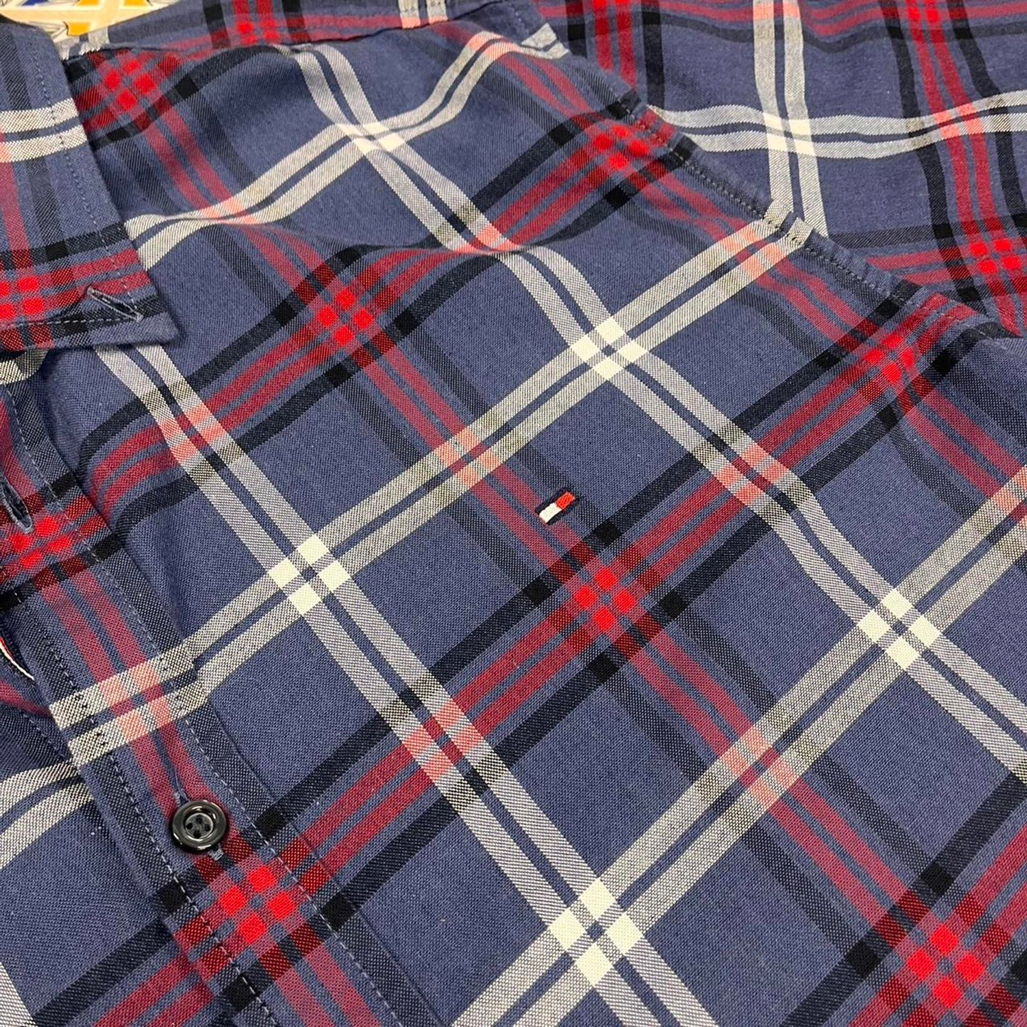 tommy hilfiger button up shirt