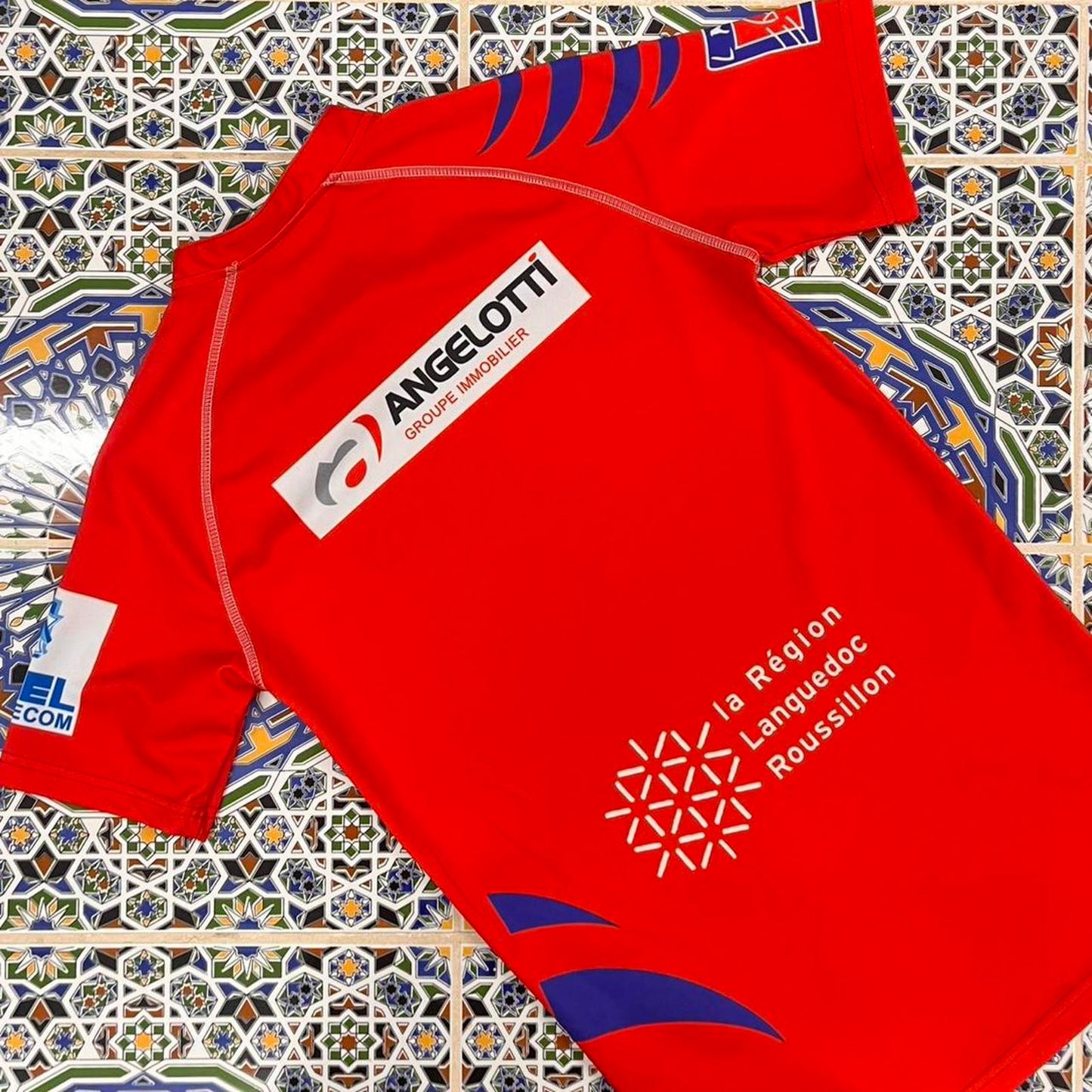 ASBH BEZIERS porté Proact home rugby jersey