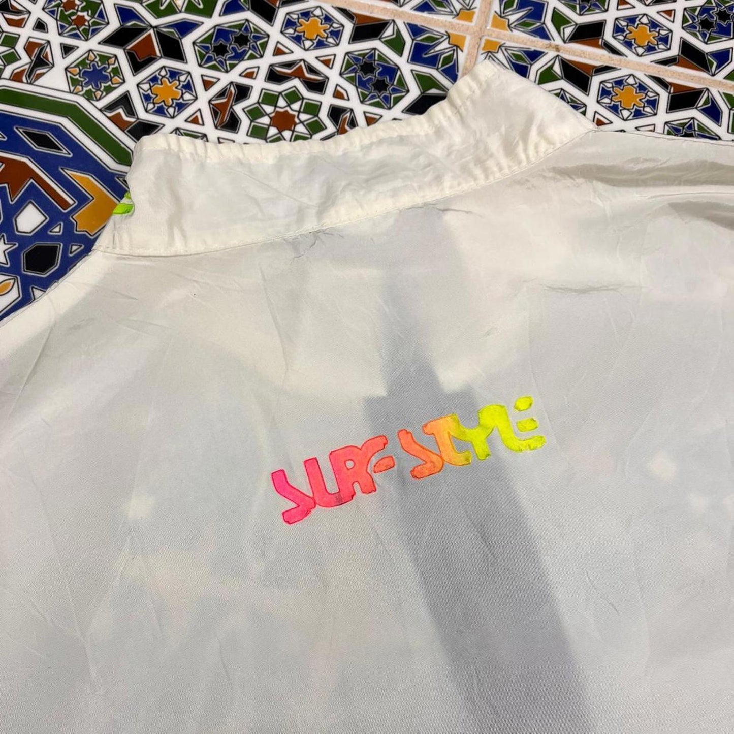 Surf style windbreaker