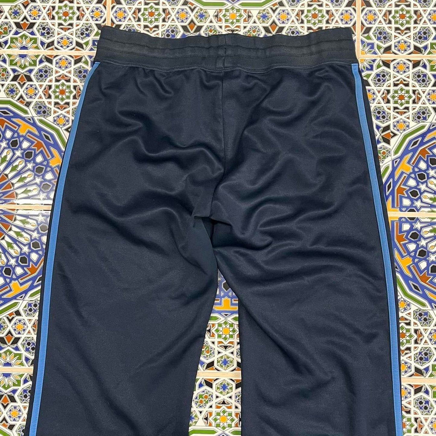 converse sweatpants