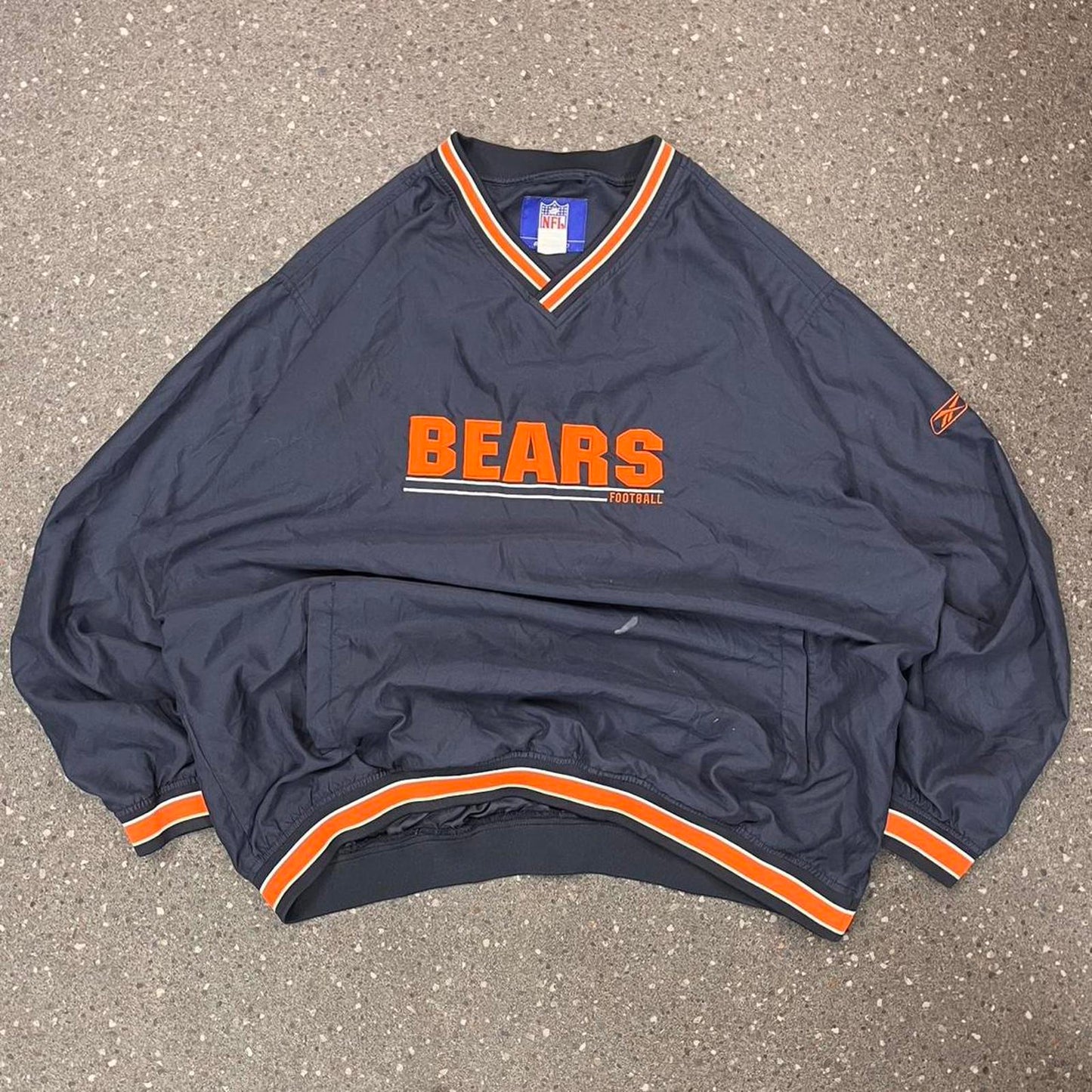 Chicago bears windbreaker sweatshirt