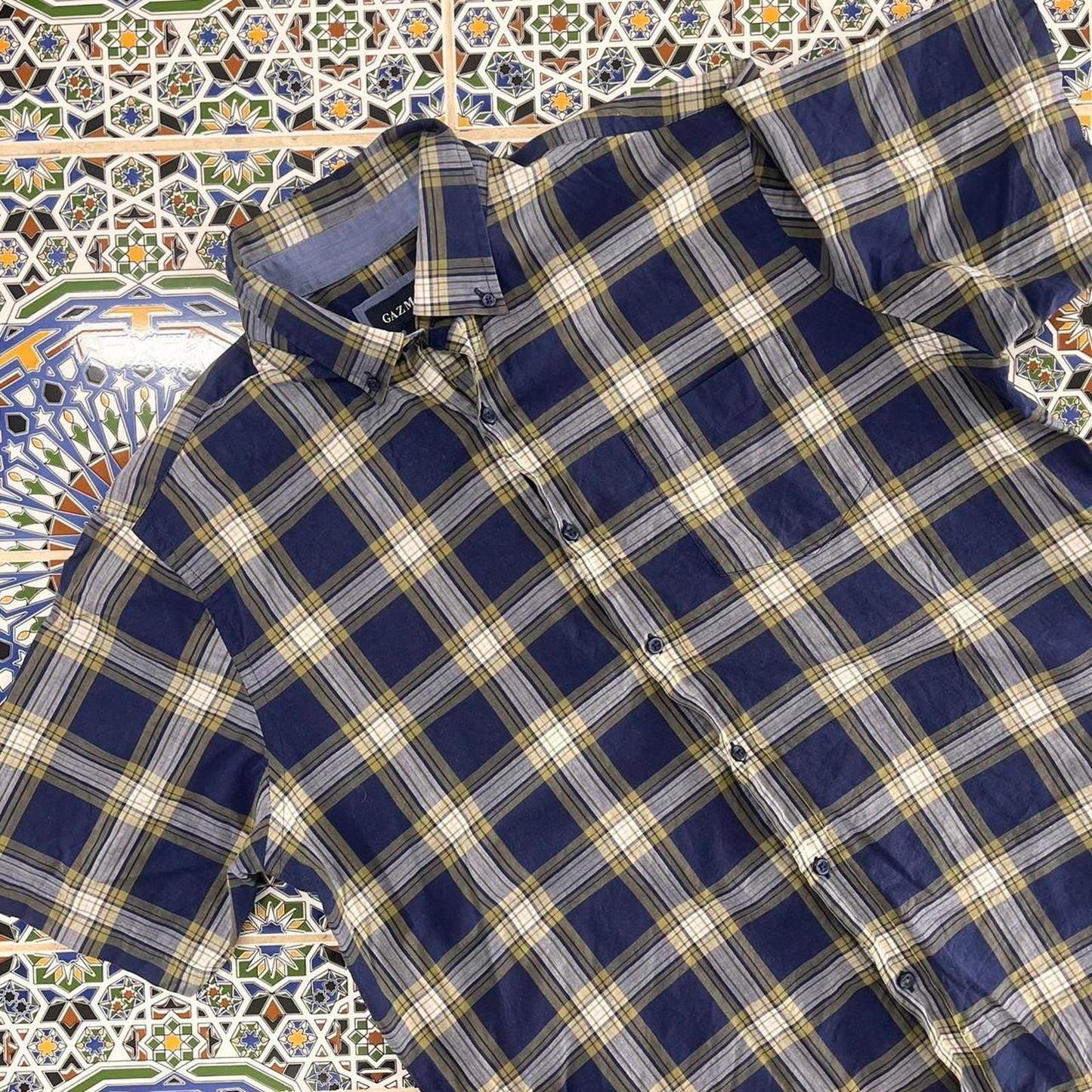 gazman short sleeved button up shirt