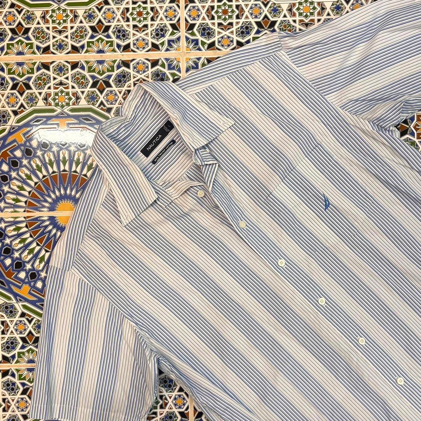 nautica short sleeved button up shirt