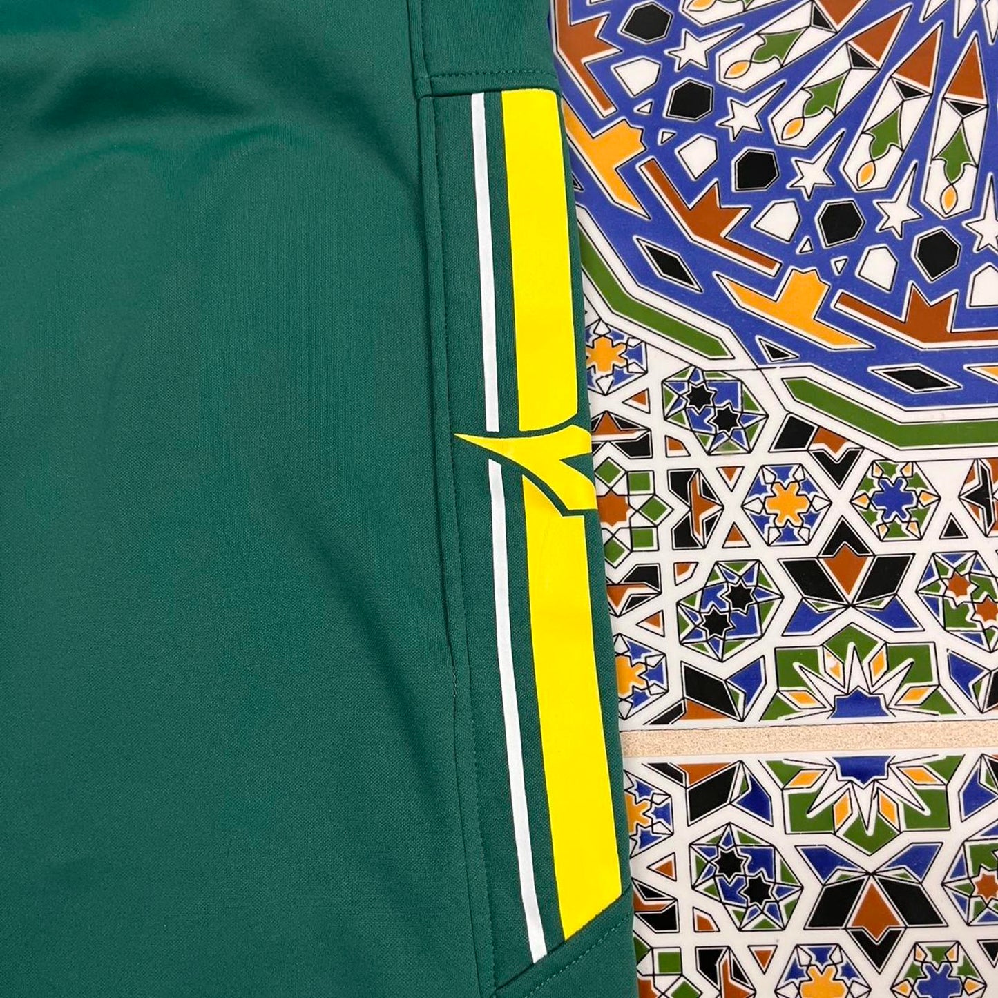 diadora australia commonwealth games sweatpants