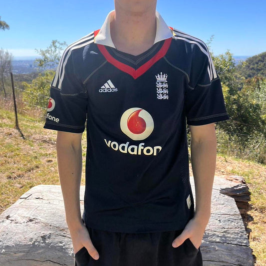 2009-10 adidas England ODI cricket jersey