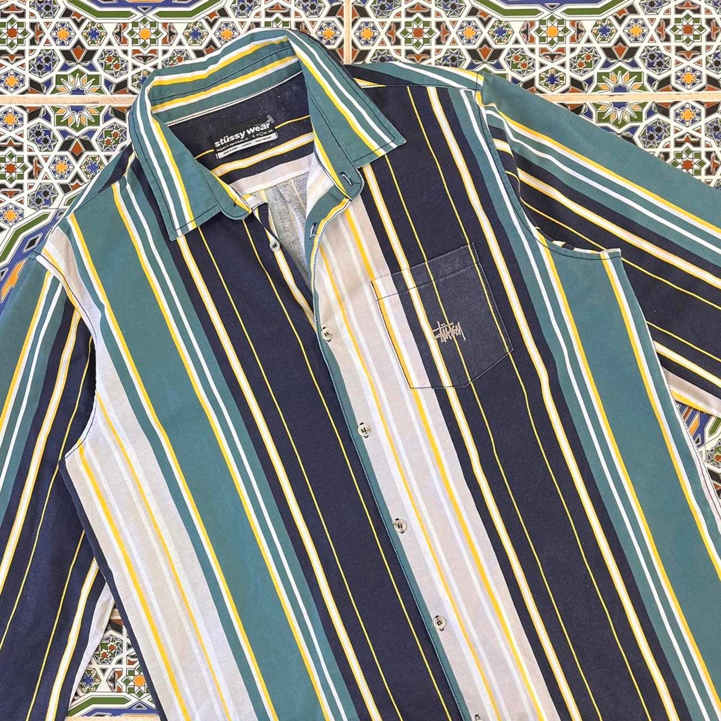 stussy button up shirt