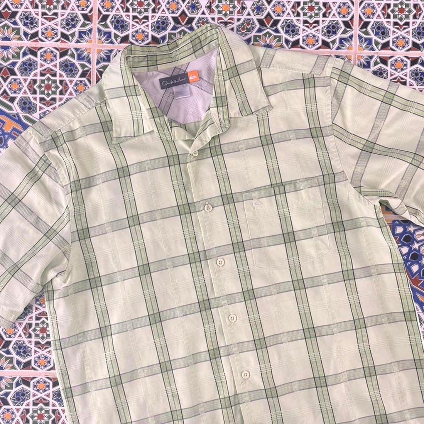 Quiksilver button up shirt