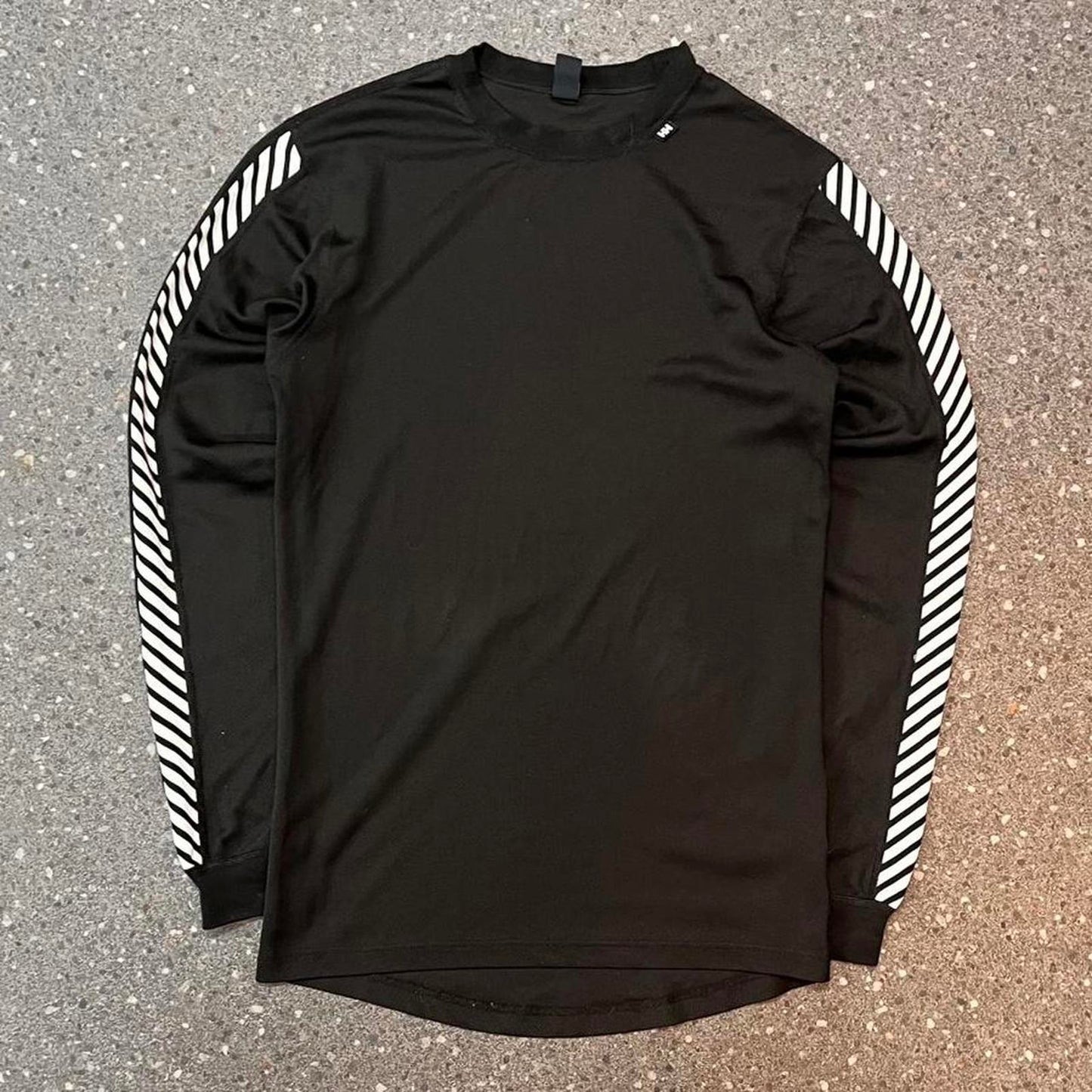 helly hanson tshirt