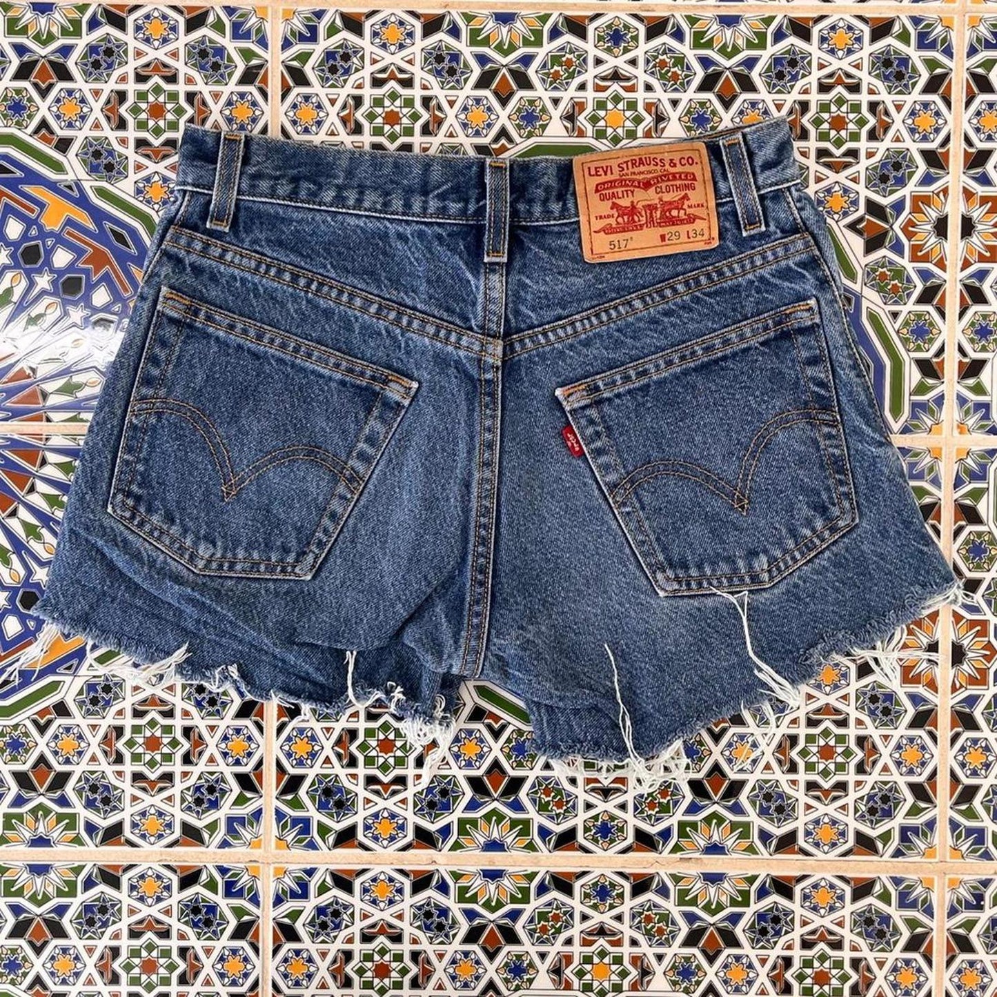 Women's High-waisted Levi’s shorts denim