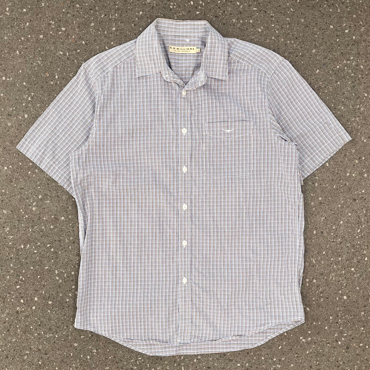 M RM Williams shirt sleeved button up shirt