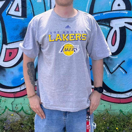 Adidas Los Angeles lakers tshirt
