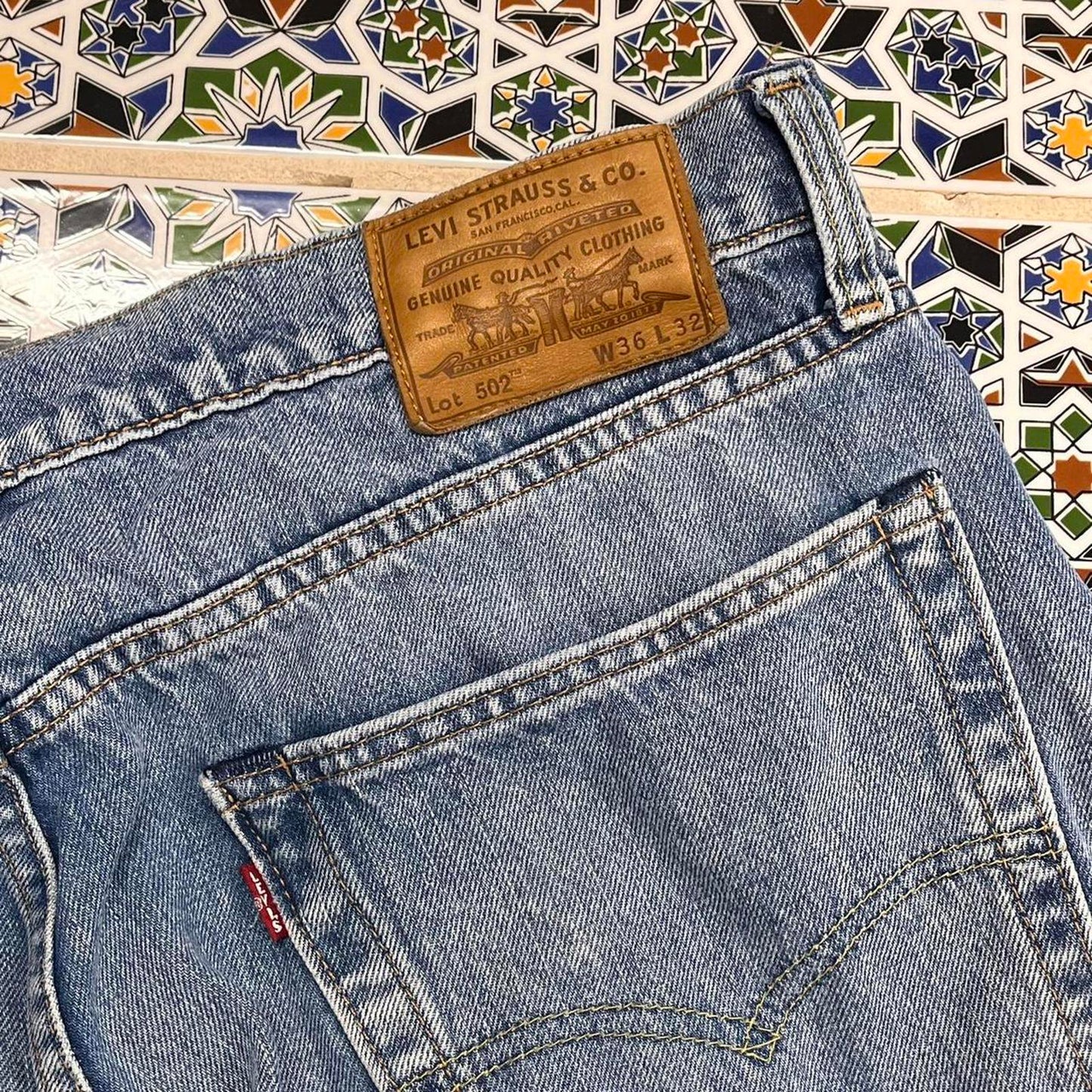 levis 502 denim jeans