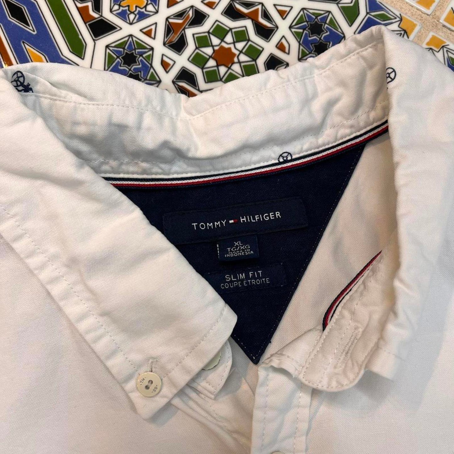 tommy hilfiger short sleeved button up shirt