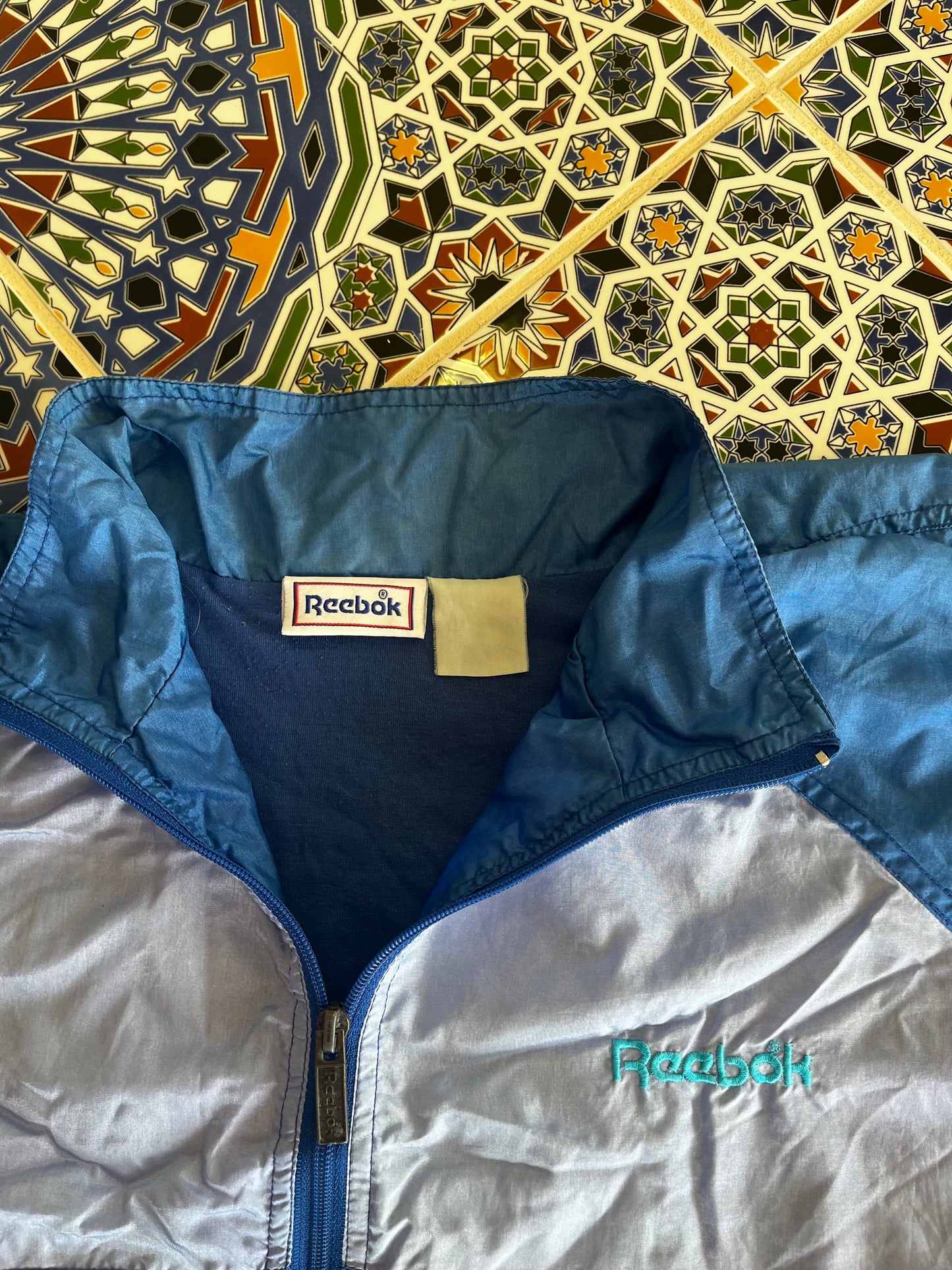 L Vintage Reebok windbreaker