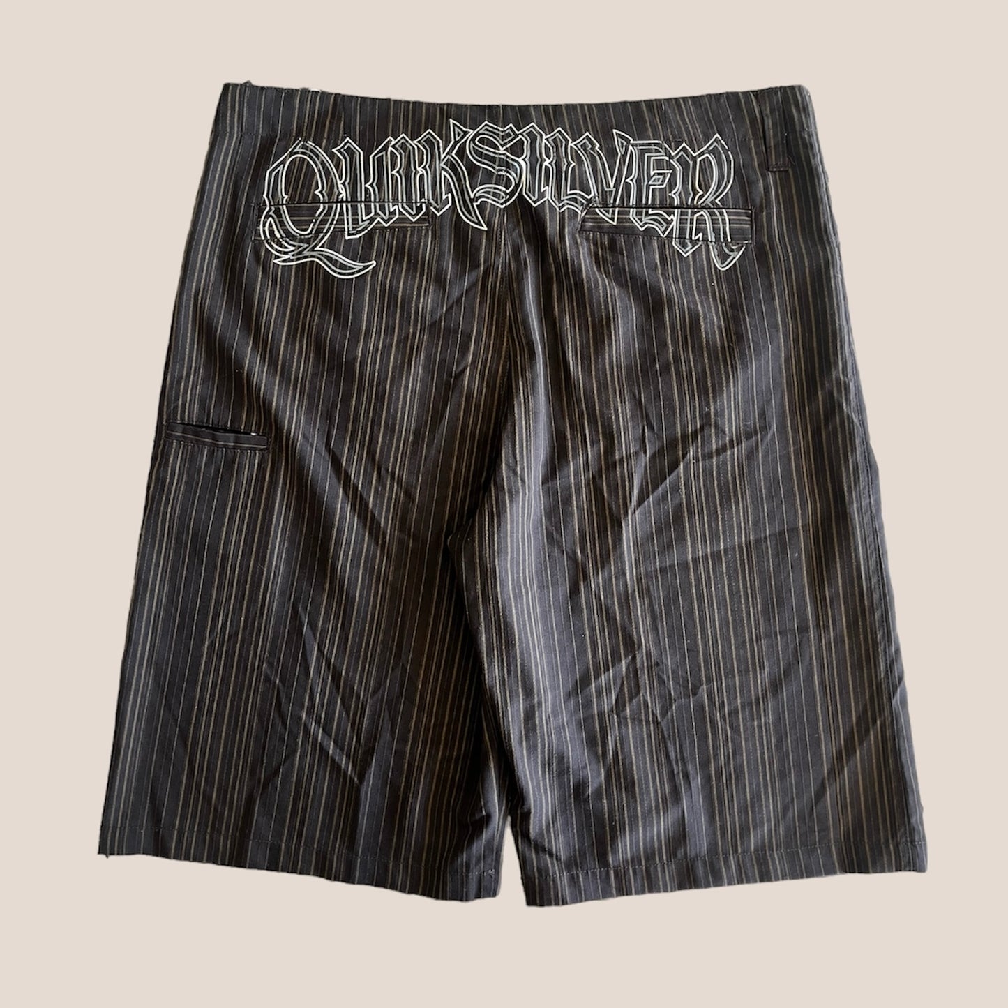 38” Quiksilver shorts