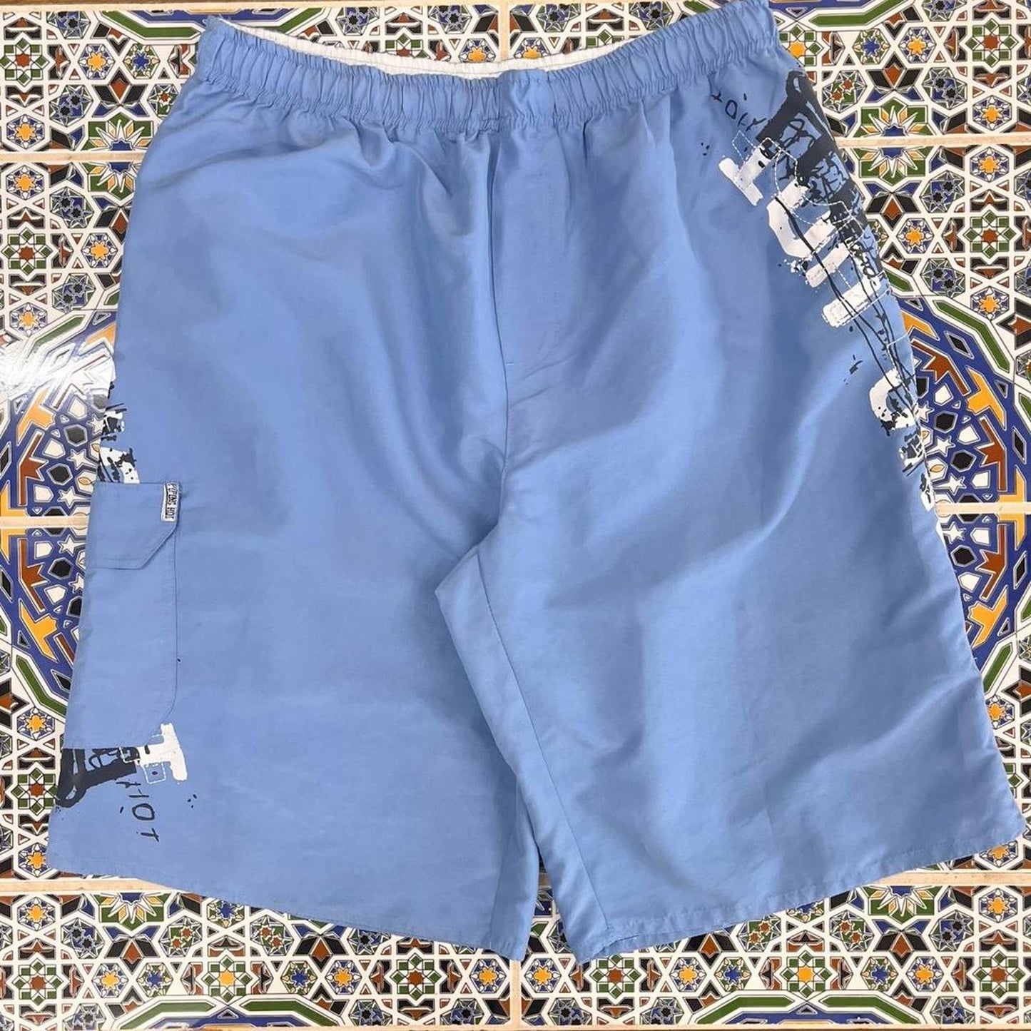 Piping hot board shorts