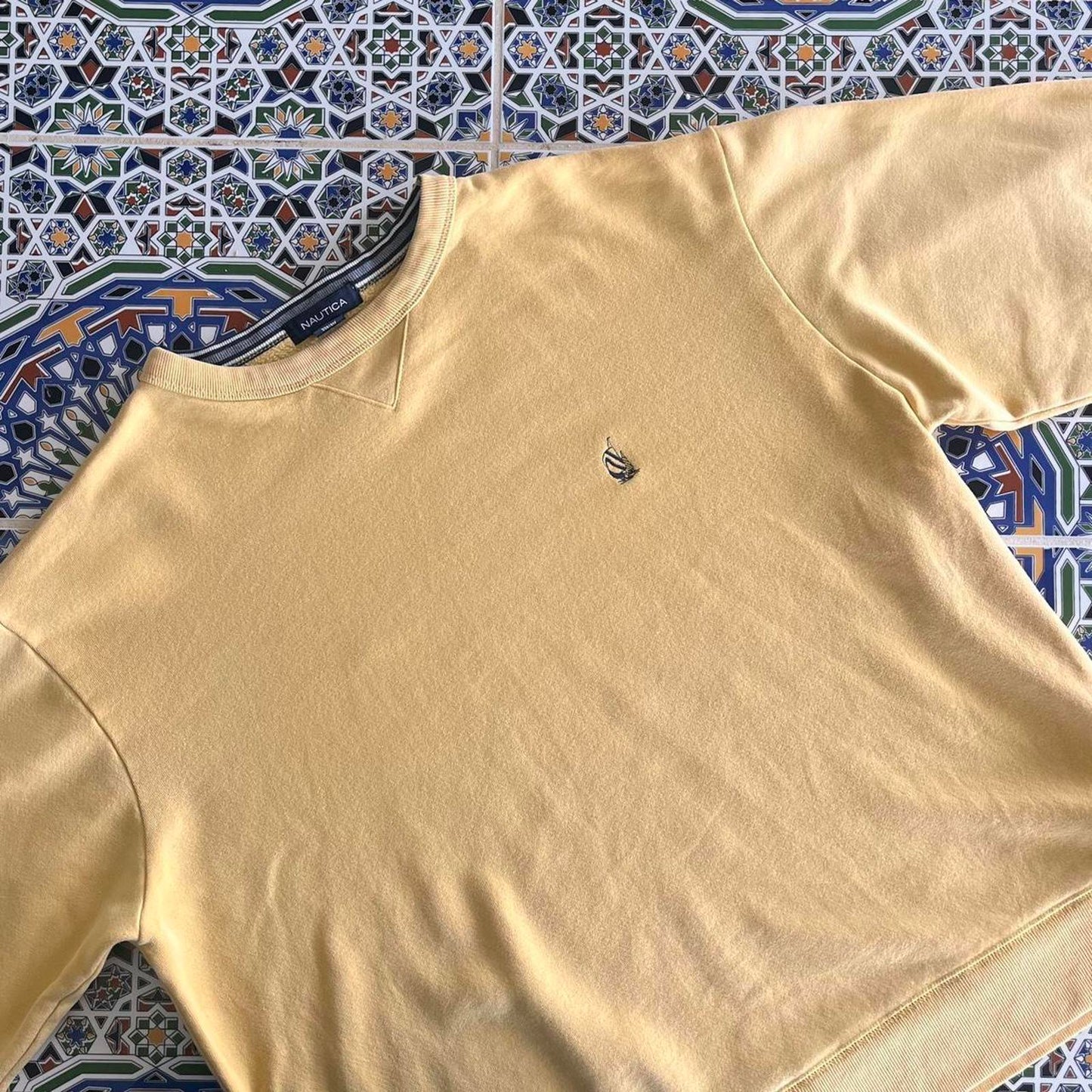 nautica crewneck sweatshirt