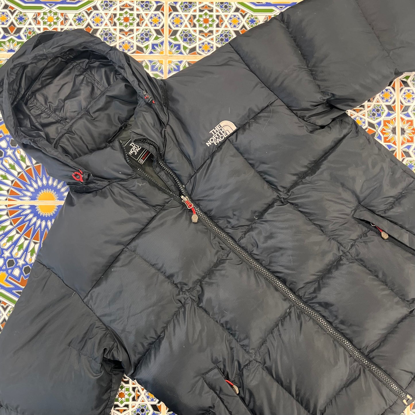 L north face puffer jacket