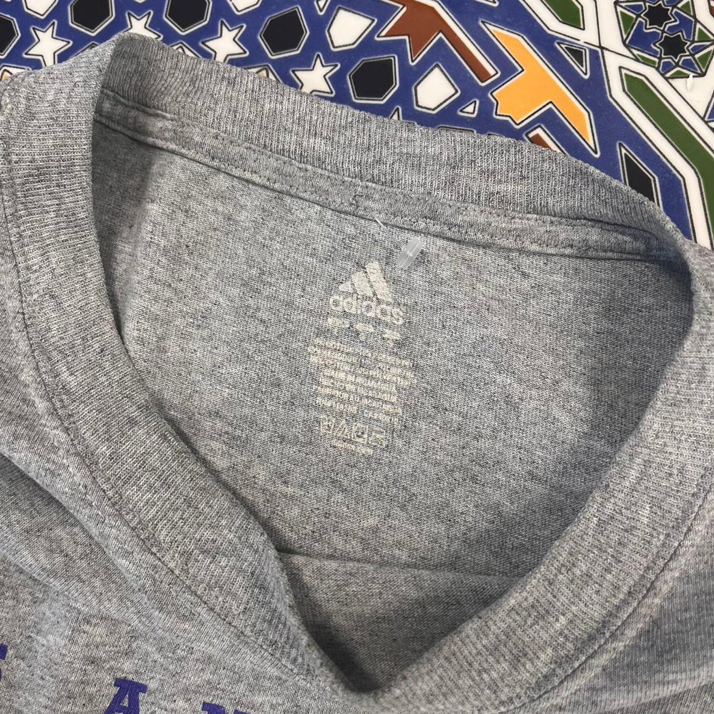 Adidas Los Angeles lakers tshirt