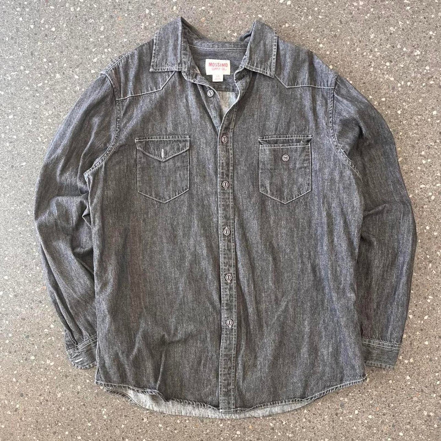 mossimo button up shirt