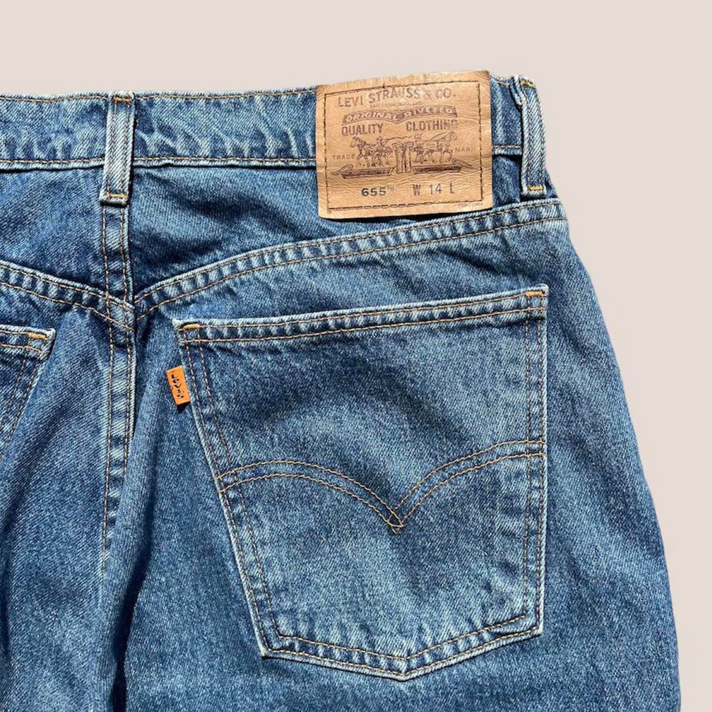 Orange tab Levi’s