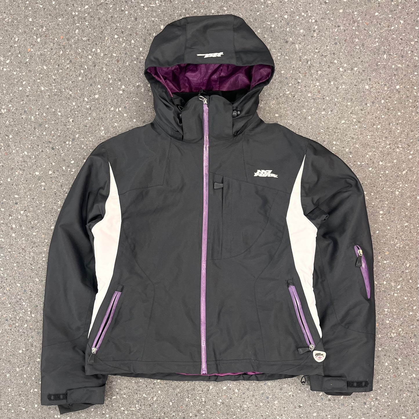 L women’s no fear snow jacket