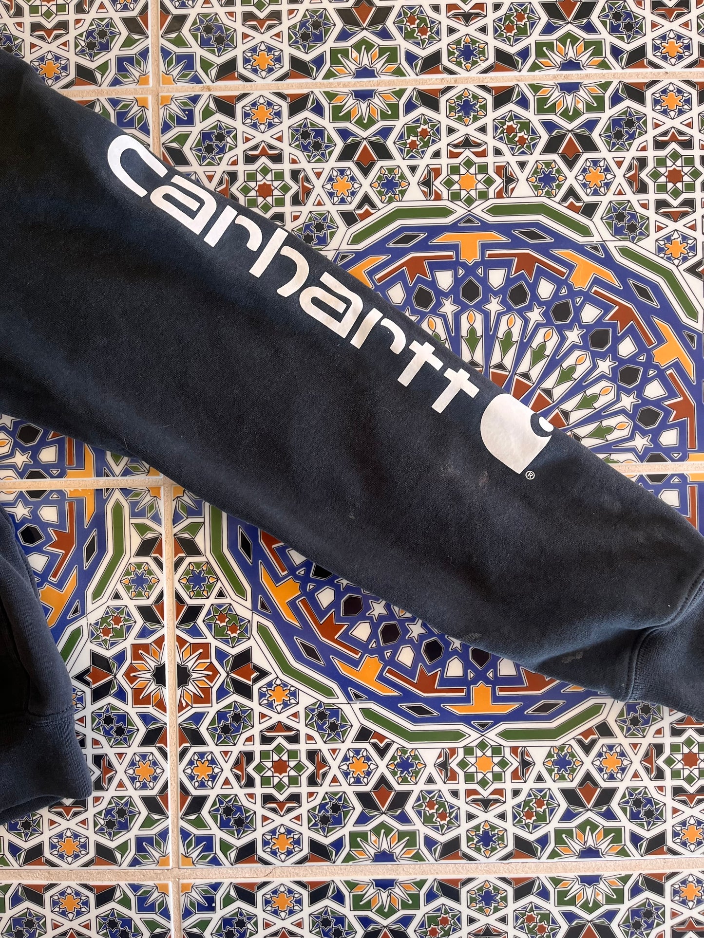 S Carhartt hoodie