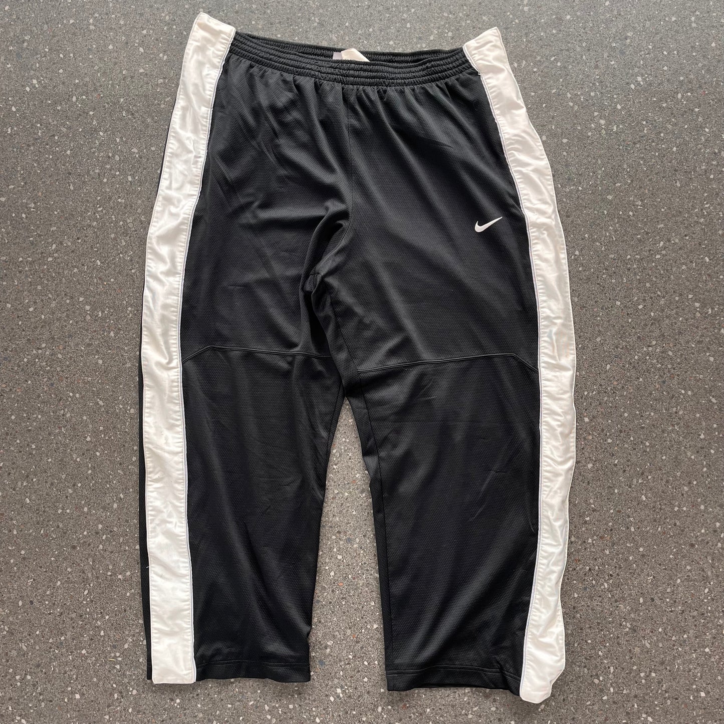 3XL Nike track pants