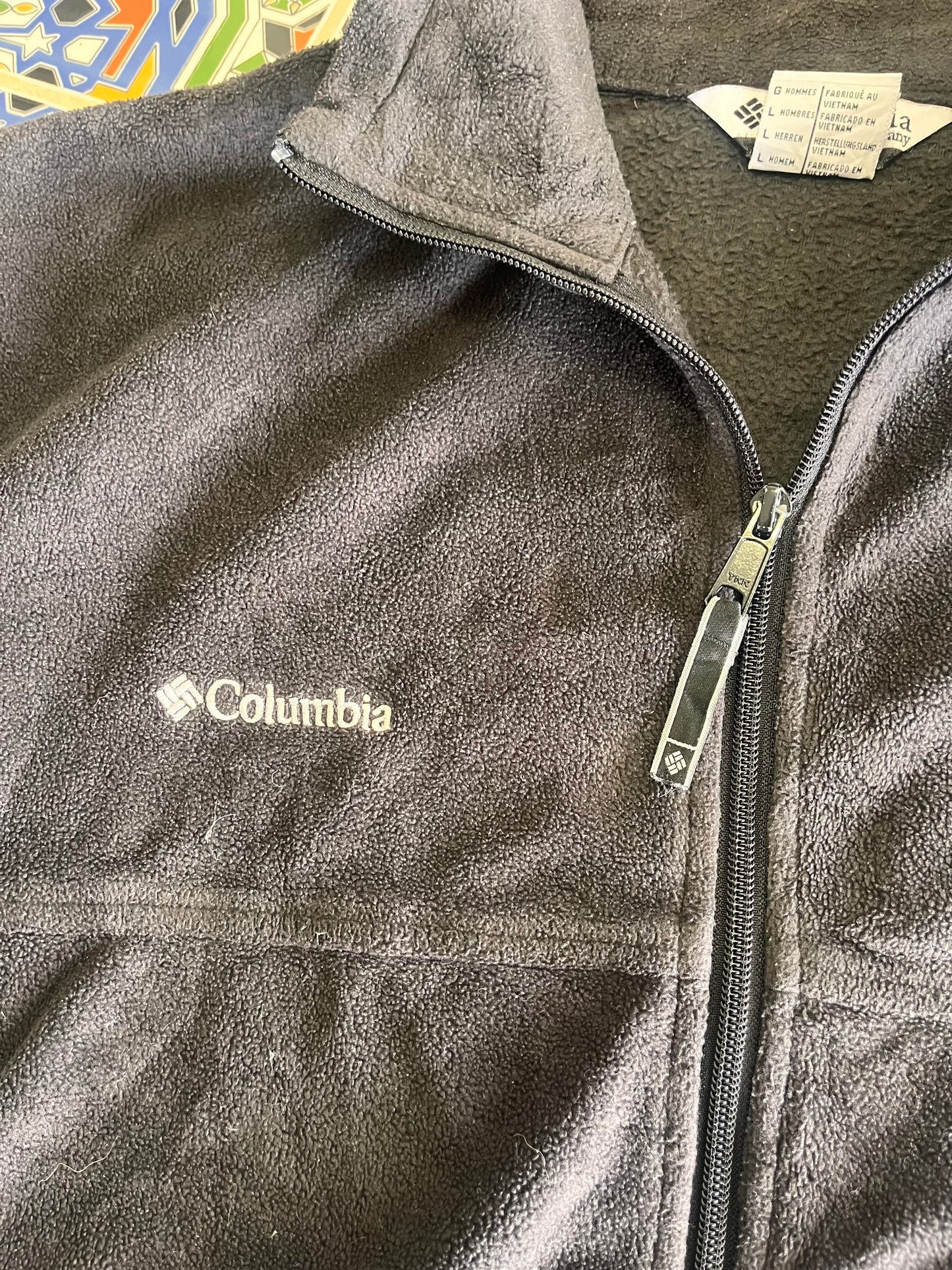 L Columbia fleece jacket