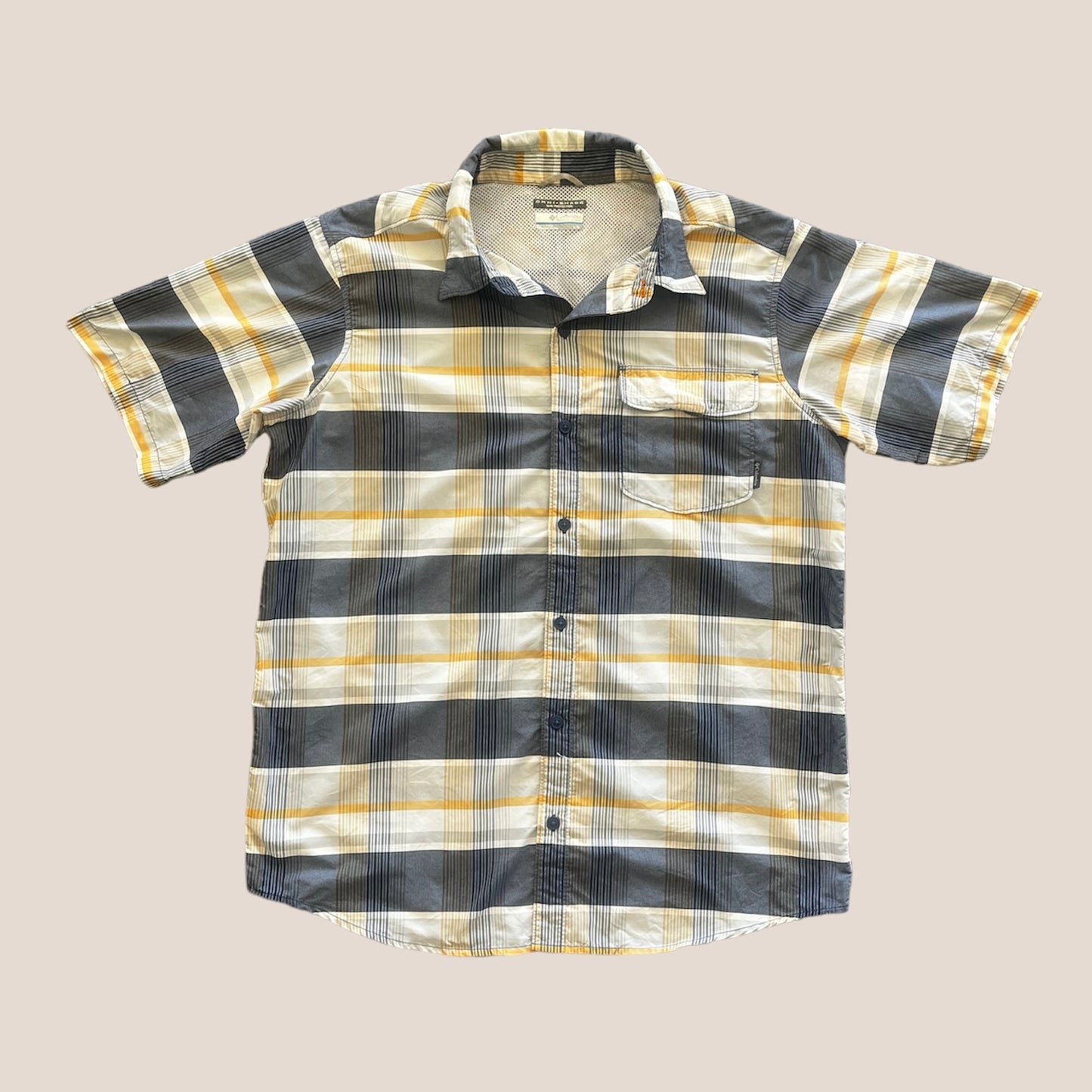 L Columbia short sleeve button up shirt